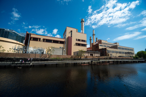 Veolia's $112 million Boston-Cambridge "Green Steam" project includes a 7,000-foot steam pipeline extension that allows Veolia to export more "Green Steam" from its recently-acquired Kendall Station combined heat and power plant (pictured here) - minimizing environmental impact to the Charles River and reducing the carbon footprint of Boston and Cambridge. (Photo: Business Wire)