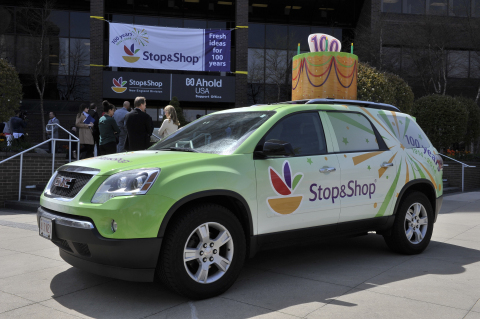 This weekend, Stop & Shop will kick off its store promotions and events in honor of the company's 100th Anniversary. The celebration will include the 100 Days of Giving program in which 100 non-profits across New England will receive a surprise $1,000 donation, delivered via the Stop & Shop Anniversary vehicle. (Photo: Business Wire)
