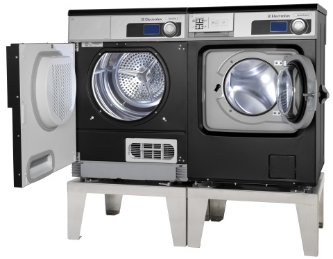 小型洗濯機「QuickWash」と乾燥機「QuickDry 」 （写真：ビジネスワイヤ）
