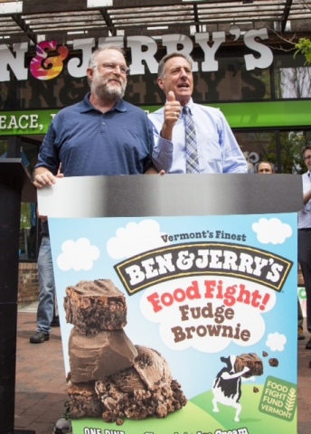 Ben & Jerry's co-founder, Jerry Greenfield and Governor, Peter Shumlin unveil new Food Fight Fund flavor (Photo: Business Wire)