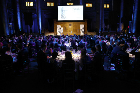 UCLA Anderson School of Management Dean Judy D. Olian helps kick off the 2014 Gerald Loeb Awards in NYC. (Photo: Business Wire)