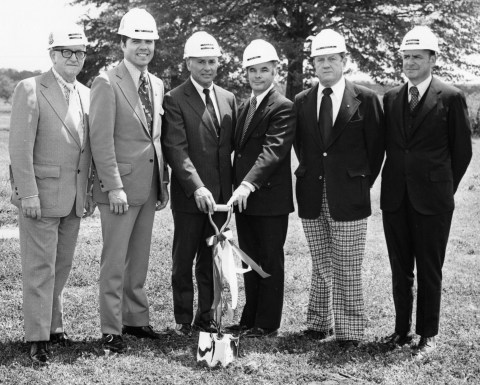 MACON, APRIL 1973 - Four decades ago, GEICO invited local dignitaries to dig in when the company broke ground for its first building in Macon. GEICO officials hosting the event include former President Ralph Peck, far left; former Chairman Norman Gidden, center left; and Macon's first and former Regional Vice President Ross Pierce, far right. (Photo: Business Wire)