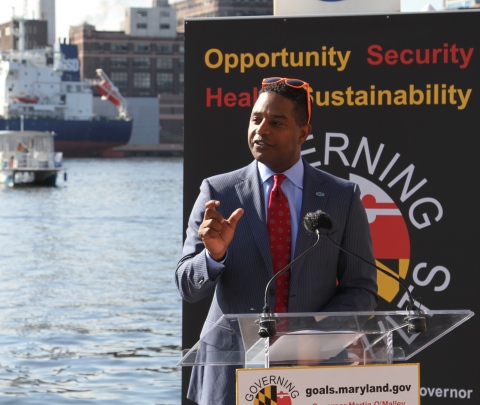 At a joint press conference with Governor Martin O'Malley, BGE and Opower, BGE Chief Executive Officer Calvin G. Butler Jr. congratulates customers on achieving significant energy savings milestones of more than 18 billion kilowatt hours saved. The event was held at the Living Classroom's Frederick Douglas - Isaac Myers Maritime Museum in Baltimore City and BGE congratulated all BGE customers on their commitment to energy efficiency and customer support of the BGE Smart Energy Savers Program® and the BGE Smart Energy Rewards® and Smart Energy Manager® programs. (Photo: Business Wire)