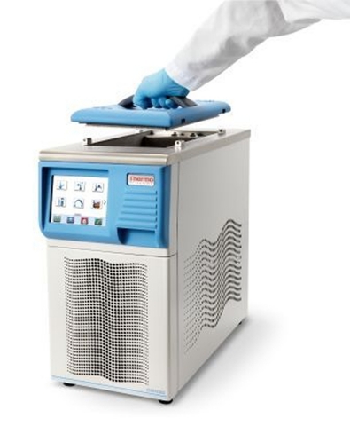 Instrument Business Outlook Honors Thermo Scientific VersaCool Bath with Industrial Design Award (Photo: Business Wire)