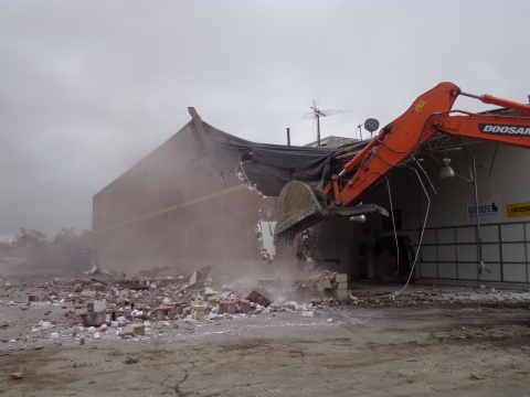 IKEA, the world's leading home furnishings retailer, today began significant demolition of a 30,145-square-foot building adjacent to its Detroit-area store in Canton, MI. (Photo: Business Wire)