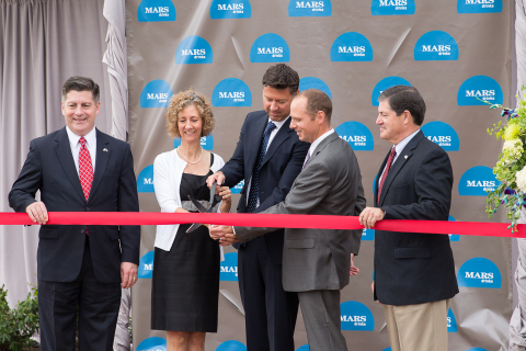 Mars Drinks, makers of workplace designed drinks and brewing machines, celebrated the completion of its global headquarters. Participating in the event, from left, are: Pennsylvania Lieutenant Governor Jim Cawley; Chairman of the Board for Mars, Incorporated, Victoria Mars; Global President of Mars Drinks, Xavier Unkovic; Supply Director of Mars Drinks North America, Erwan De Saint Mars; and U.S. Congressman Jim Gerlach. Mars Drinks invested over $29 million to renovate its global business campus that now includes coffee roasting capabilities, to complement its coffee grinding and packaging operations. Mars Drinks, a division of Mars, Incorporated, provides more than a billion drinks to businesses each year through its FLAVIA® brewing machines, ALTERRA® Coffee Roasters coffees, THE BRIGHT TEA COMPANY®, and DOVE® Hot Chocolate. (Photo: Carver Mostardi)