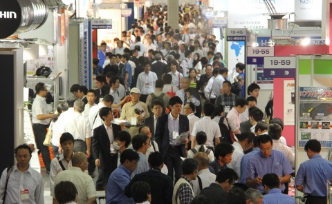 Manufacturing World Osaka 2014 - a crowded aisle - (Photo: Business Wire)