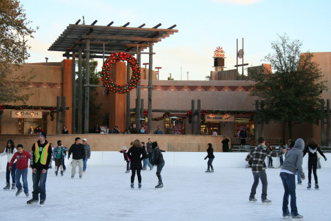 Southern California's largest outdoor ice rink at Viejas Outlets near San Diego. (Photo: Business Wire)