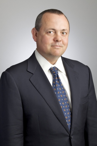 Jonathan Silverblatt, a partner in Dorsey's Corporate practice group and Chair of the Private Equity practice in the Firm's New York office, has been chosen to receive the 2014 Cornerstone Award in recognition of his exceptional pro bono legal work for multiple nonprofit organizations. (Photo: Dorsey & Whitney LLP)