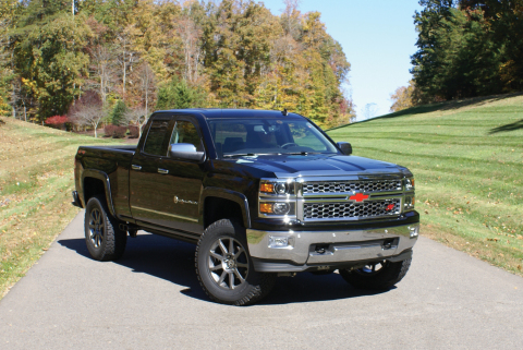 2015 Rocky Ridge "Callaway Special Edition" Silverado (Photo: Business Wire)