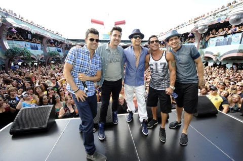 ROCK THIS BOAT: NEW KIDS ON THE BLOCK-Premiering January 14, 2015 at 8:00 PM ET/PT on Pop- (Pictured from left to right: Jordan Knight, Jonathan Knight, Donnie Wahlberg, Danny Wood and Joey McIntyre)(Photo: Business Wire)