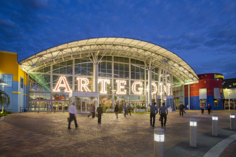 Artegon Marketplace Orlando opens November 20, bringing a bold new shopping attraction to International Drive in Central Florida.
(Photo: Tom Hurst Photography)