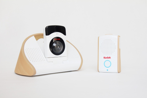 The KODAK Baby Monitoring System by Seedonk. The modularized system includes a base unit with two-way digital audio monitoring, a portable HD Wi-Fi camera, integrated sensor technology and an immersive smartphone and tablet app. (Photo: Business Wire)