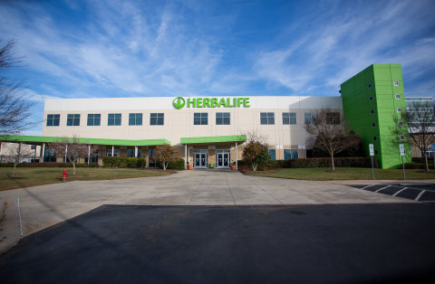 Largest facility in Herbalife history with a functional area of more than 800,000 square feet (big enough to
host seven professional soccer games at one time). (Photo: Business Wire)
