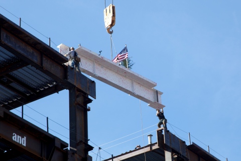 The final steel beam is raised on Lucile Packard Children's Hospital Stanford's expansion during the Topping Off Ceremony on January 14, 2015. (Photo: Business Wire)