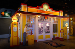 Service stations of yesteryear at Collector Car Showcase. (Photo: Business Wire)