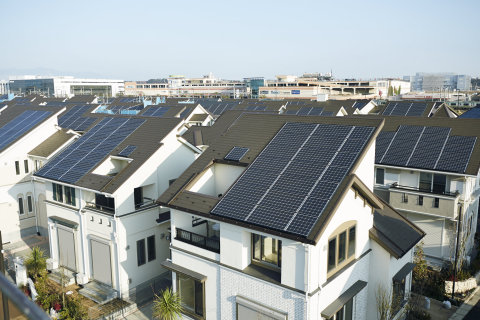 Smart houses in Fujisawa Sustainable Smart Town (Photo: Business Wire)