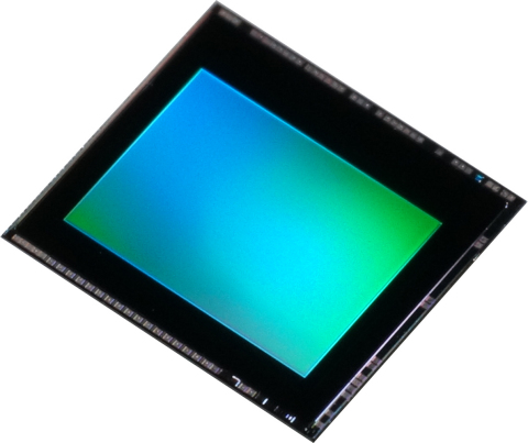 Toshiba: new 8-megapixel BSI CMOS image sensor "T4KA3" for smartphones and tablets. (Photo: Business ... 