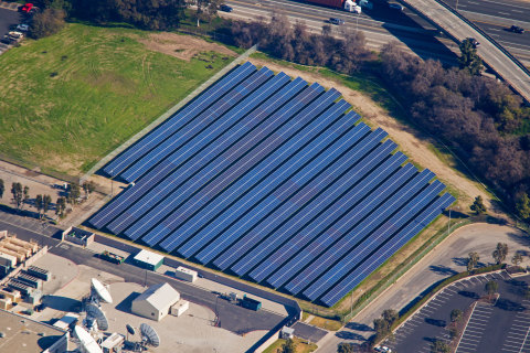 DIRECTV California Broadcast Center Solar Farm (Photo: SolarCity)