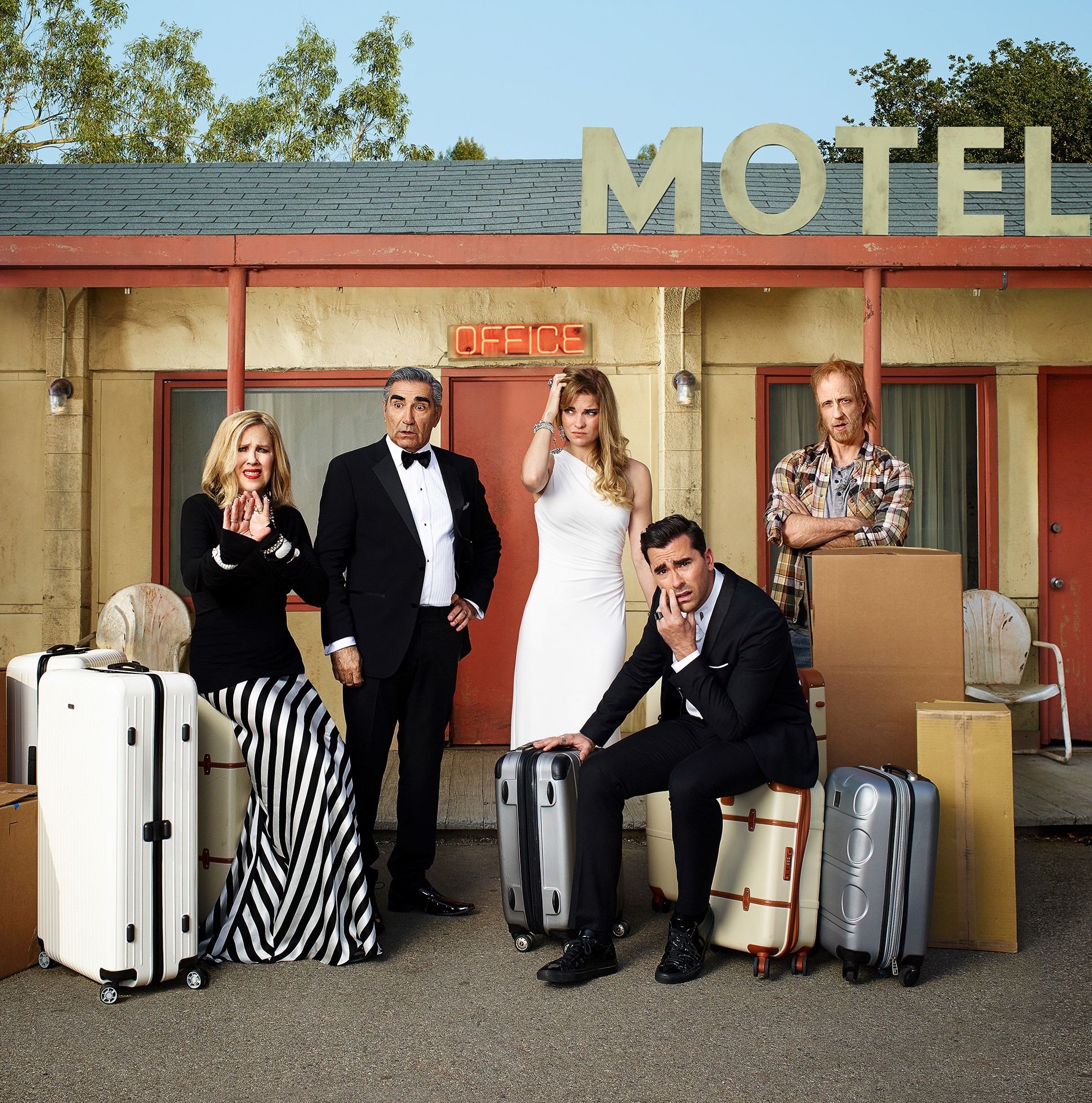 The Rose Family Returns with Second Season of SCHITT'S CREEK | Business Wire