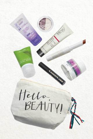 A limited edition "Hello, Beauty!" bag will be sold at Whole Foods Market stores on Saturday, March 21 for $18 as part of the retailer's first-ever "Beauty Week." (Photo: Business Wire)