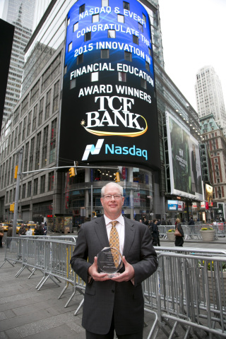 Geoff Thomas, managing director, customer segments & alternative channels at TCF Bank, accepts an Innovation in Financial Education Award presented by Nasdaq and EverFi (Photo: Business Wire)