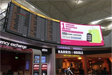 NanoLumens 39-foot, curved display in London's Stansted Airport