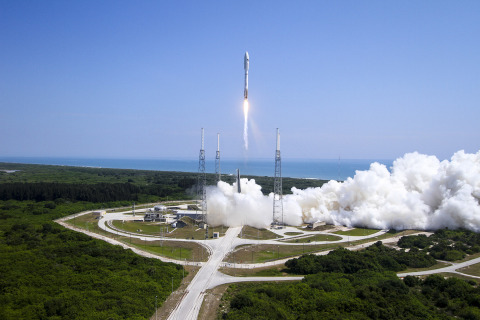 Cape Canaveral Air Force Station, Fla. (May 20, 2015) A United Launch Alliance (ULA) Atlas V rocket successfully launched the AFSPC-5 satellite for the U.S. Air Force at 11:05 a.m. EDT today from Space Launch Complex-41. This is ULA's fifth launch in 2015 and the 96th successful launch since the company was formed in December 2006. Photo: ULA