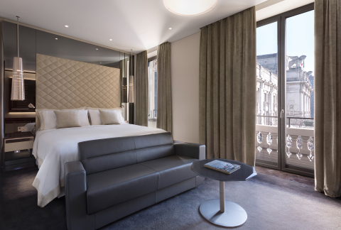 Starwood Hotels & Resorts - Excelsior Hotel Gallia, A Luxury Collection Hotel, Milan - Excelsior Room (Photo: Business Wire) 