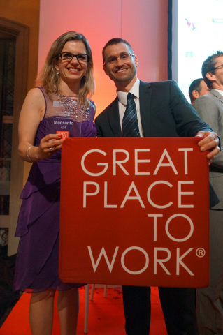 Leticia Gonçalves, President of Monsanto Europe, and Joe Froehlich, Human Resources lead for the company, celebrate Monsanto's being named one of the Best Workplaces among multinational employers for 2015 by the Great Place to Work Institute. (Photo: Business Wire)