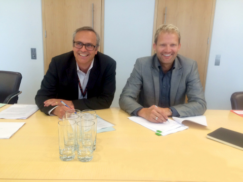 Robert Wessman, CEO of Alvogen with Tomas Ekman, partner at CVC. (Photo: Business Wire)