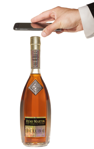 Rémy Martin CLUB Connected Bottle using Selinko High Security NFC technology (Photo: Business Wire)