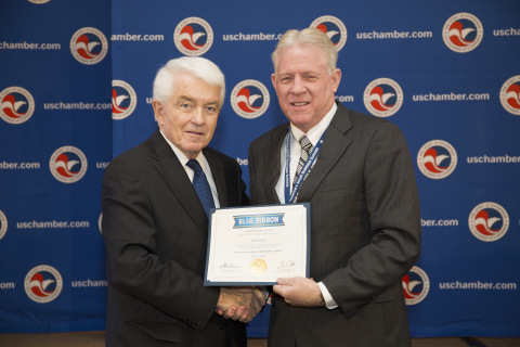 From left: U.S. Chamber President and CEO Thomas J. Donohue presents Jerry L. Mills, B2B CFO's Founder and CEO, with the 2015 Blue Ribbon Award. (Photo: Business Wire)