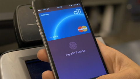 MasterCard is giving fans using Apple Pay at the 2015 MLB All-Star Game a Priceless experience.