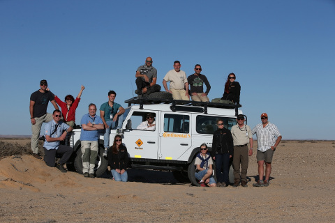 On the Land Rover Experience travel the participants experienced off road action, desert adventure, bizarre landscapes and wild animals. Photo: Delticom AG, Hanover (Photo: Business Wire)