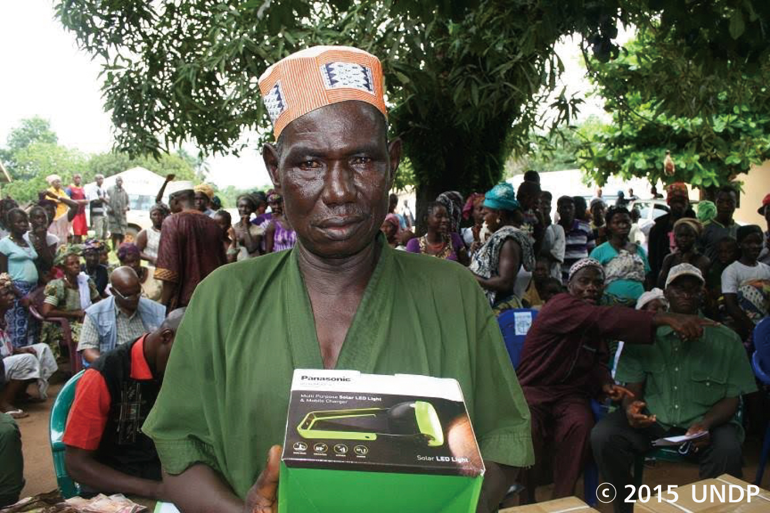 パナソニックが国連開発計画 Undp にソーラーランタンを寄贈 エボラ出血熱感染地域へ配布を開始 Business Wire