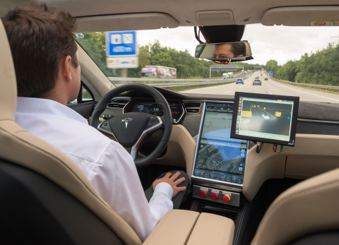 Bosch and TomTom partner on innovative mapping technology for automated driving (Photo: Business Wire)