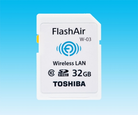 東芝：無線LAN搭載 SDHCメモリカード「FlashAir(TM) W-03」（SD-WEシリーズ）（写真：ビジネスワイヤ）