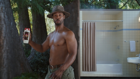 Old Spice Guy Isaiah Mustafa Urges Guys to Make a Smellmitment to Old Spice Timber Scent. (Photo: Business Wire)
