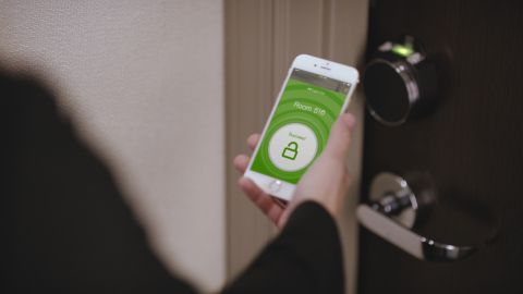 Digital Key, an all-new feature of the Hilton HHonors app, gives frequent guests the option to bypass the hotel check-in counter and access their rooms, as well as any other area of the hotel that requires a key, directly via their smartphones. (Photo: Business Wire)