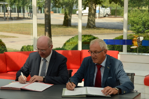 Jean-Marie Spaus, Managing Director of POST Telecom (left) and Gerhard Bethscheider, Managing Direct ... 