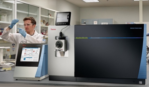 The new Thermo Scientific EASY-nLC 1200 system with a pressure capacity of 1200 bar is designed to provide effortless separation performance and high-throughput capacity for proteomics applications. (Photo: Business Wire)