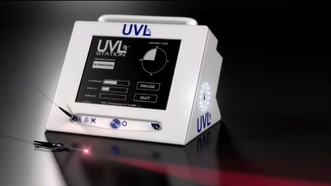 The UVLrx 1500 System is a LED-based medical device that administers multiple light wavelengths through a peripheral I.V. catheter to the passing blood supply. (Photo: Business Wire)