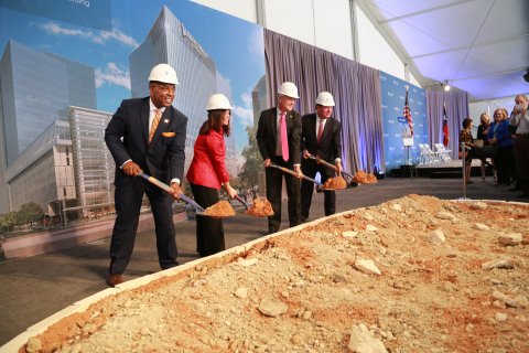Liberty Mutual CEO David Long Breaks Ground in Plano (Photo: Business Wire)