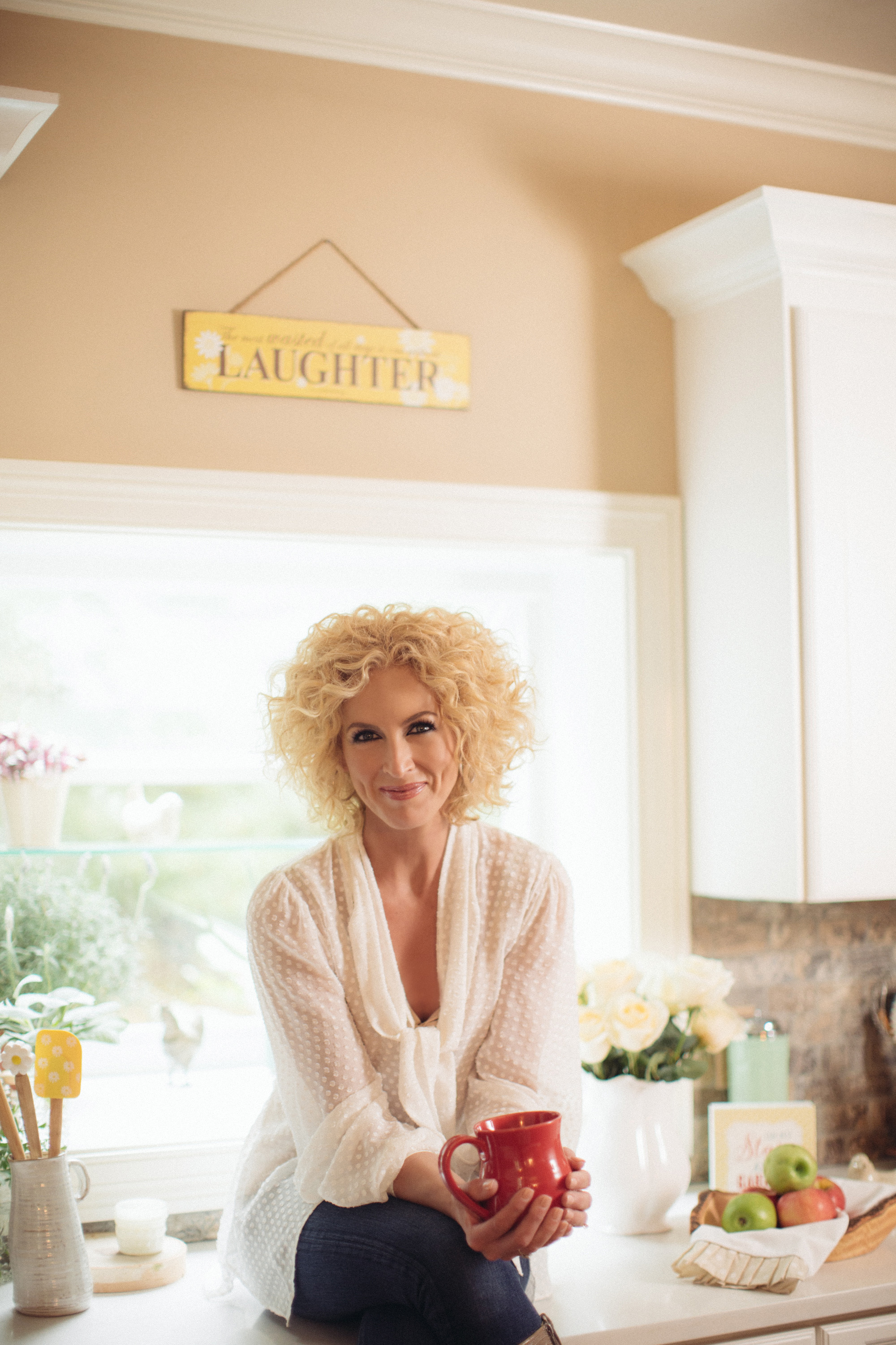 Little Big Town’s Kimberly Schlapman and Cracker Barrel Announce Exclusive ...