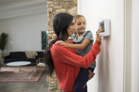 Eighty percent of new Vivint customers are opting for a smart home (Photo: Business Wire)