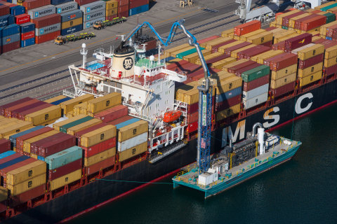 The AEG AMECS barge system connects to container ships to reduce emissions. (Photo: Business Wire)