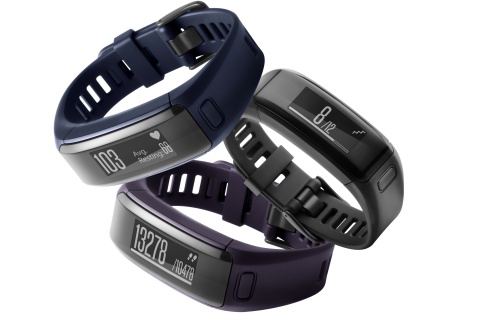 The Garmin vívosmart HR touchscreen activity tracker with Elevate wrist heart rate technology provides a full suite of smart notifications. (Photo: Business Wire)