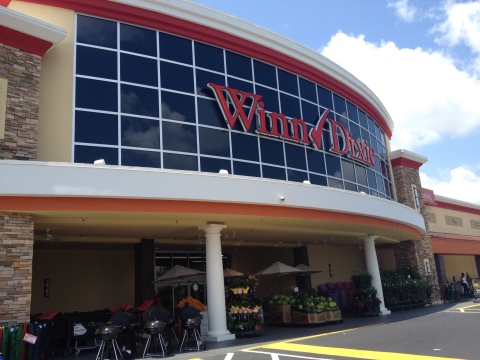 Winn-Dixie introduces a New Regular Pricing Program that will reduce the prices on over 1,500 favorite grocery items. (Photo: Business Wire)
