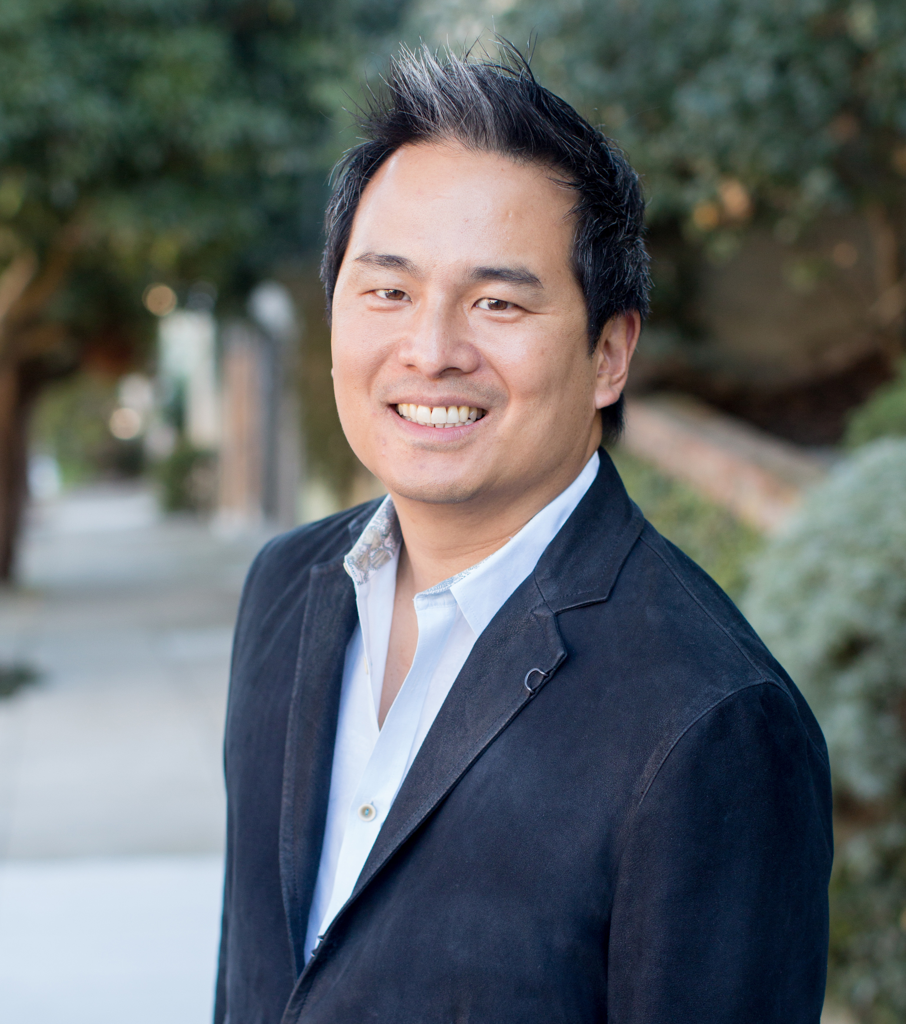 Steven Chiang, vice-presidente e chefe dos estúdios da Warner Bros. Games, anuncia sua saída da empresa 1 StevenChiangheadshot.jpg